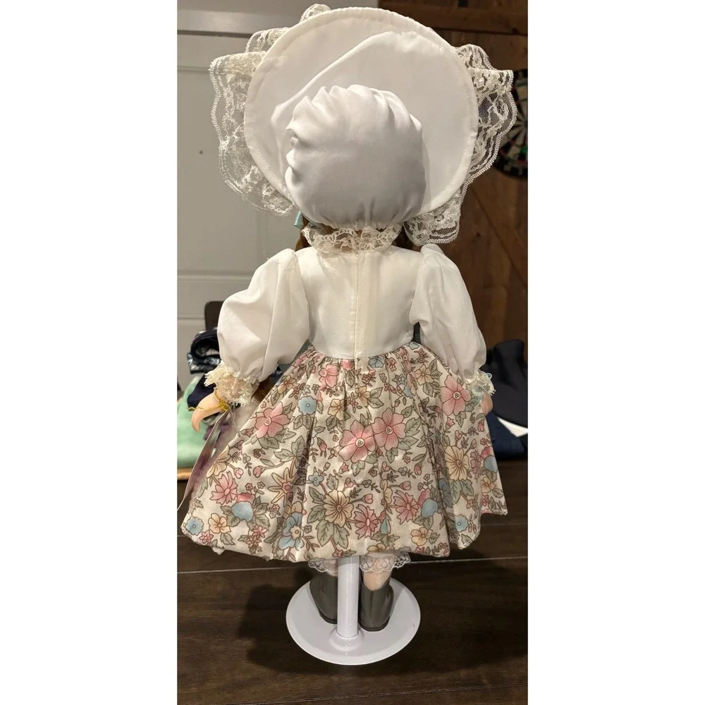Collectible Memories Little Bo Peep Porcelain Doll with Lamb and Stand
